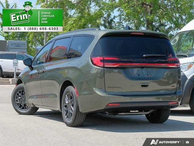 2027 Chrysler Pacifica Select, zelená, dovoz Kanada — foto 4 z 5