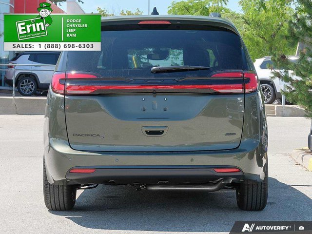 2027 Chrysler Pacifica Select, zelená, dovoz Kanada — foto 5 z 5