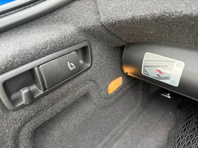 2015 Audi S5 Technik, modrá, 128 000 km, dovoz Kanada — foto 12 z 12