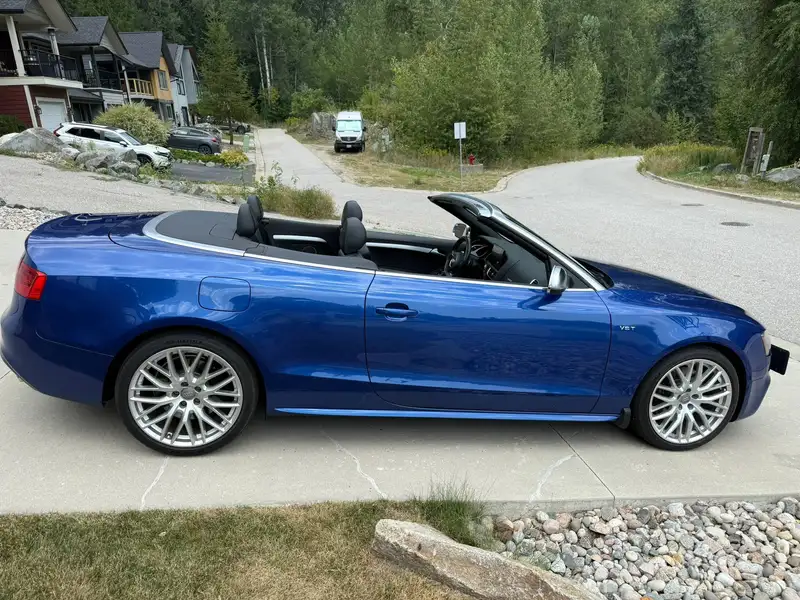 2015 Audi S5 Technik, modrá, 128 000 km, dovoz Kanada — foto 2 z 12