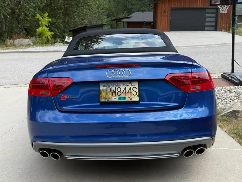 2015 Audi S5 Technik, modrá, 128 000 km, dovoz Kanada — foto 4 z 12