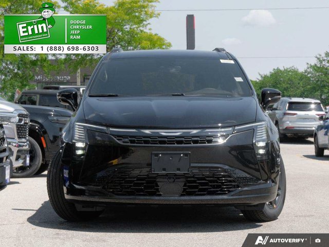2027 Chrysler Pacifica Select, černá, dovoz Kanada — foto 2 z 5
