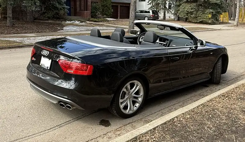 2015 Audi S5 Technik, černá, 35 000 km, dovoz Kanada — foto 10 z 12
