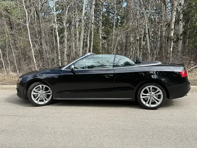 2015 Audi S5 Technik, černá, 35 000 km, dovoz Kanada — foto 12 z 12