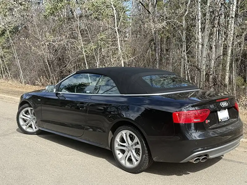 2015 Audi S5 Technik, černá, 35 000 km, dovoz Kanada — foto 3 z 12