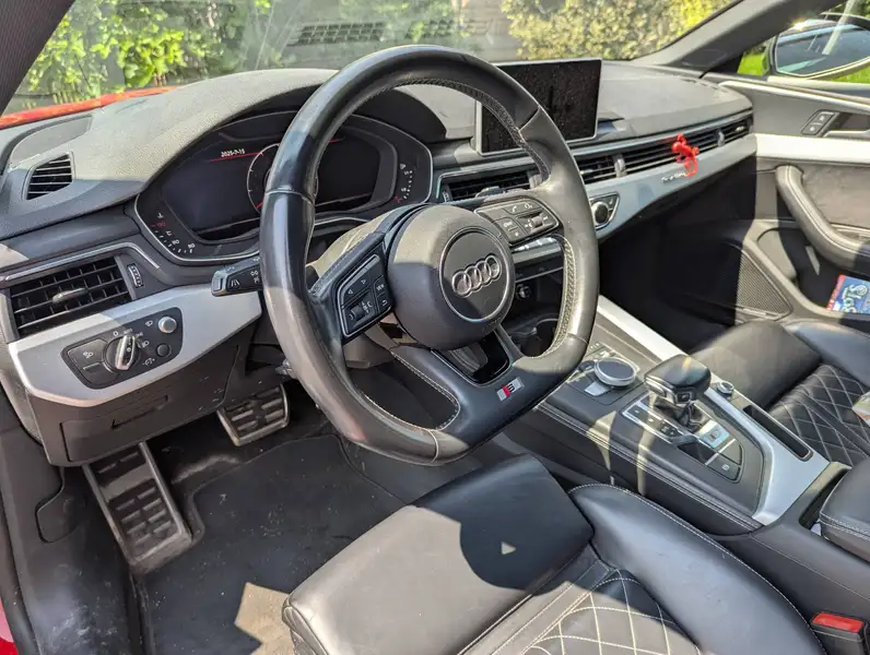 2018 Audi S5 Technik, červená, 140 000 km, dovoz Kanada — foto 5 z 6