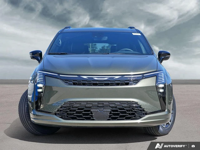 2027 Chrysler Pacifica Select, zelená, 11 km, dovoz Kanada — foto 2 z 5
