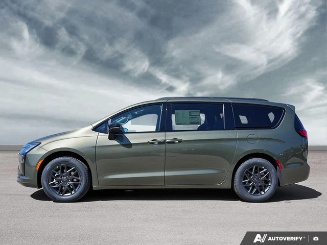 2027 Chrysler Pacifica Select, zelená, 11 km, dovoz Kanada — foto 3 z 5