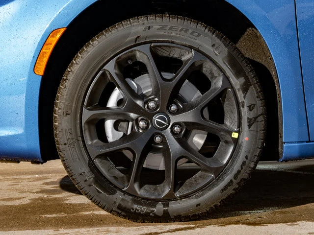 2026 Chrysler Pacifica Select, modrá, 25 km, dovoz Kanada — foto 14 z 20