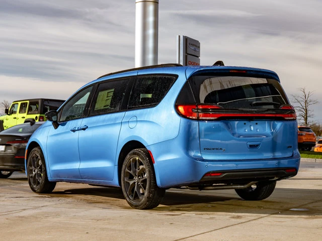 2026 Chrysler Pacifica Select, modrá, 25 km, dovoz Kanada — foto 5 z 20