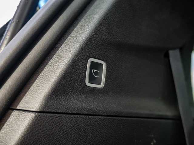 2026 Chrysler Pacifica Select, modrá, 25 km, dovoz Kanada — foto 9 z 20
