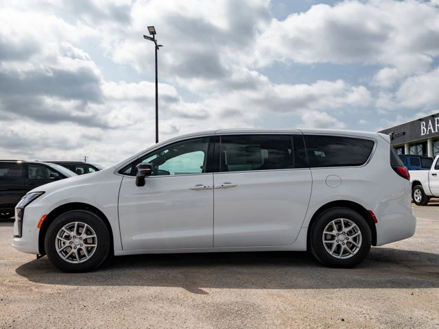 2027 Chrysler Pacifica Select, bílá, 17 km, dovoz Kanada — foto 5 z 20
