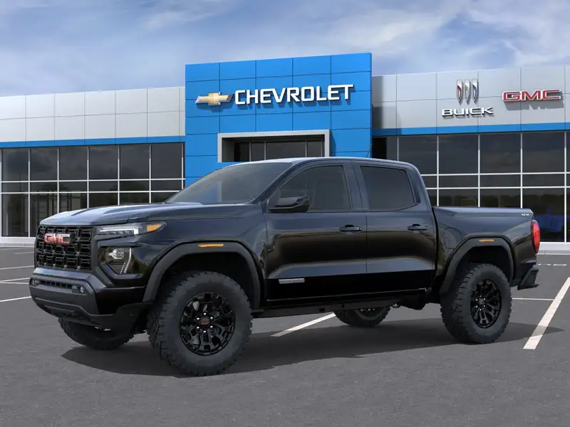 2026 GMC Canyon Elevation, černá, 10 km, dovoz Kanada — foto 2 z 12