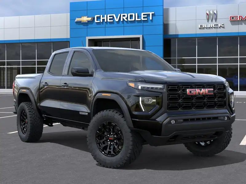 2026 GMC Canyon Elevation, černá, 10 km, dovoz Kanada — foto 7 z 12
