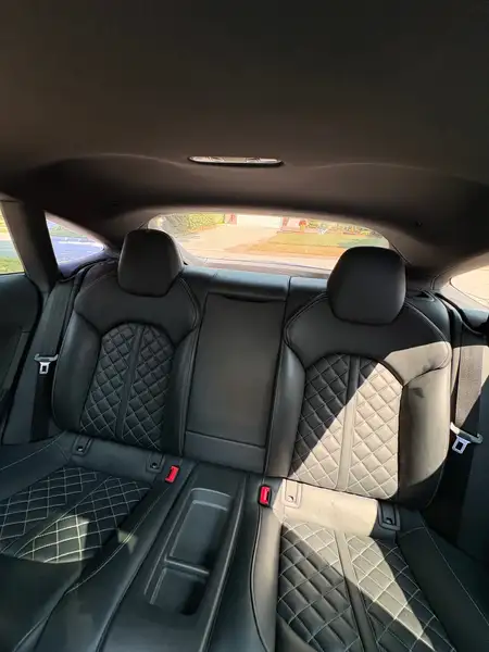 2016 Audi S7, modrá, 192 000 km, dovoz Kanada — foto 10 z 12