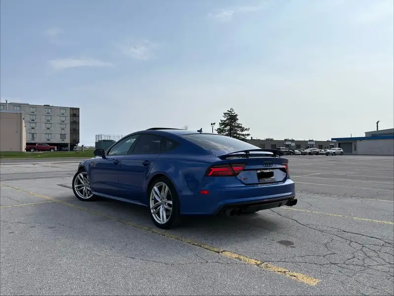 2016 Audi S7, modrá, 192 000 km, dovoz Kanada — foto 4 z 12