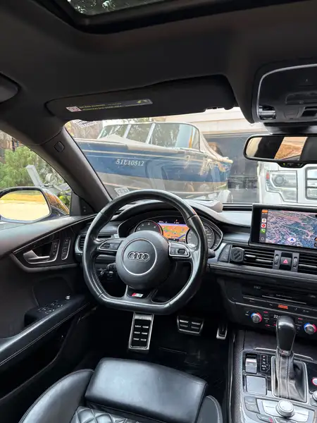 2016 Audi S7, modrá, 192 000 km, dovoz Kanada — foto 8 z 12