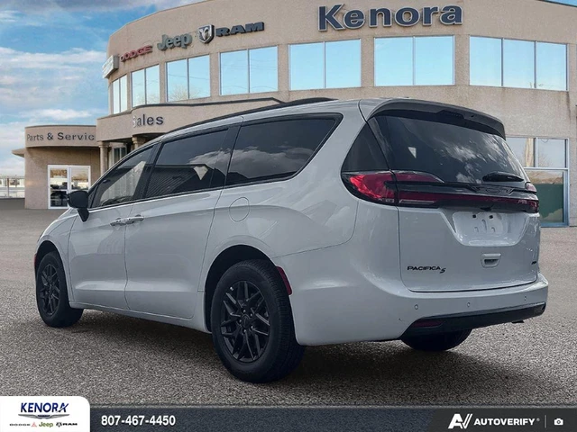 2027 Chrysler Pacifica SELECT, bílá, 21 km, dovoz Kanada — foto 4 z 5