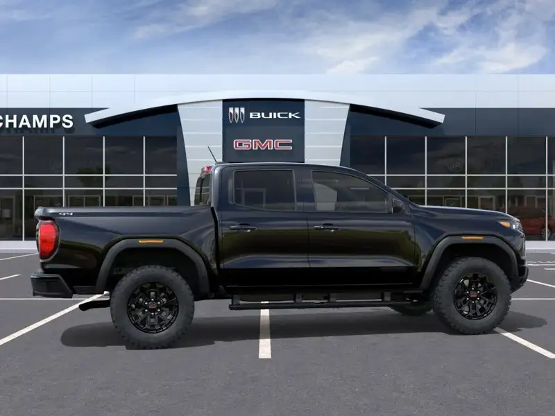 2026 GMC Canyon ELEVATION, černá, 10 km, dovoz Kanada — foto 5 z 12