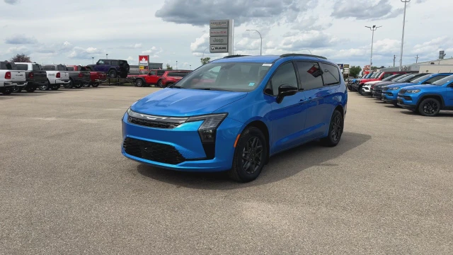 2027 Chrysler Pacifica Select AWD, modrá, 19 km, dovoz Kanada — foto 3 z 5