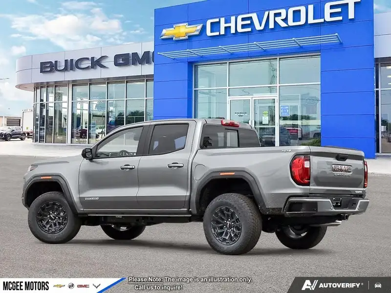 2026 GMC Canyon Elevation, stříbrná, 0 km, dovoz Kanada — foto 4 z 12