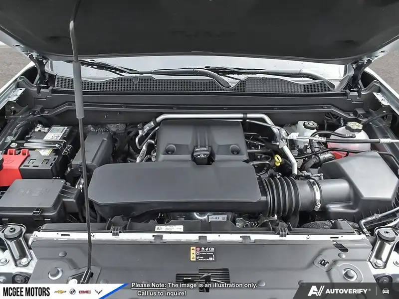 2026 GMC Canyon Elevation, stříbrná, 0 km, dovoz Kanada — foto 6 z 12