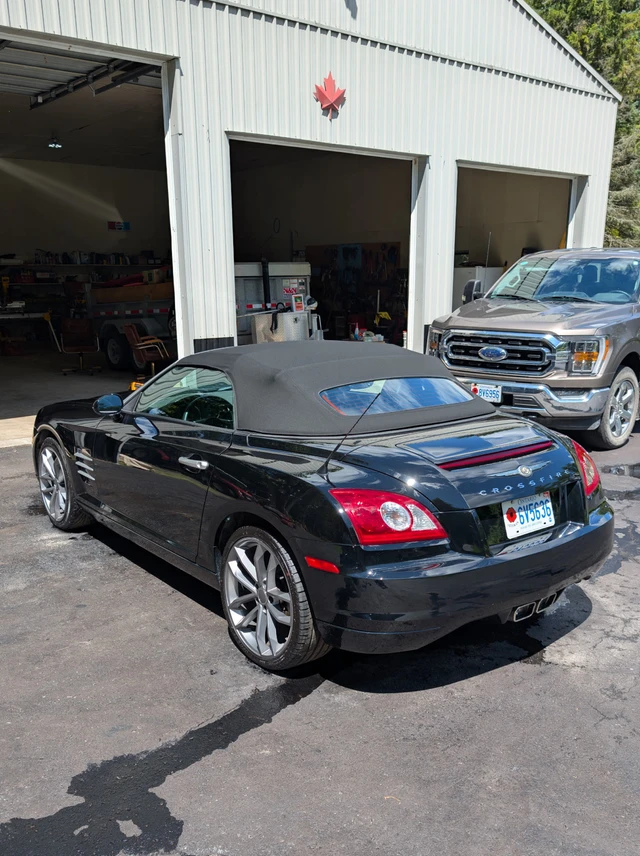 2005 Chrysler Crossfire, černá, 56 000 km, dovoz Kanada — foto 5 z 5