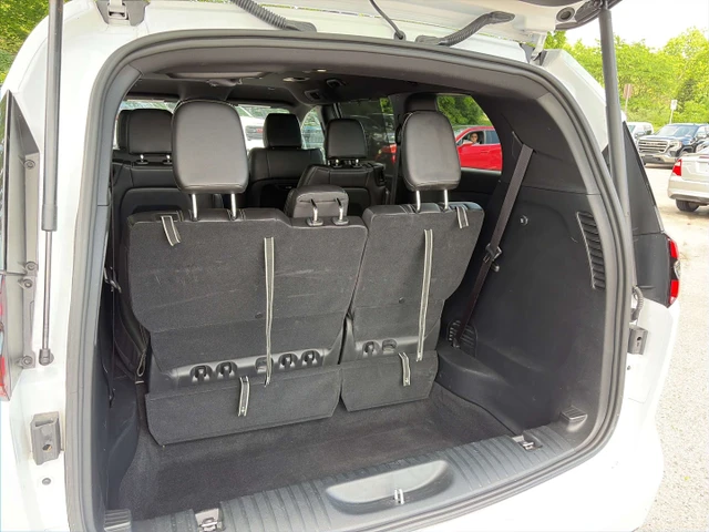 2025 Chrysler Pacifica SELECT, bílá, 16 000 km, dovoz Kanada — foto 13 z 19