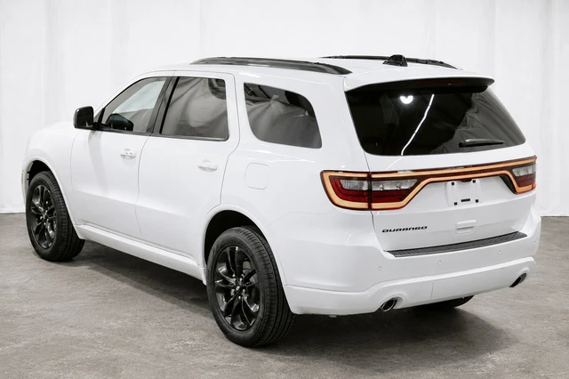 2026 Dodge Durango SXT, bílá, 15 km, dovoz Kanada — foto 4 z 20
