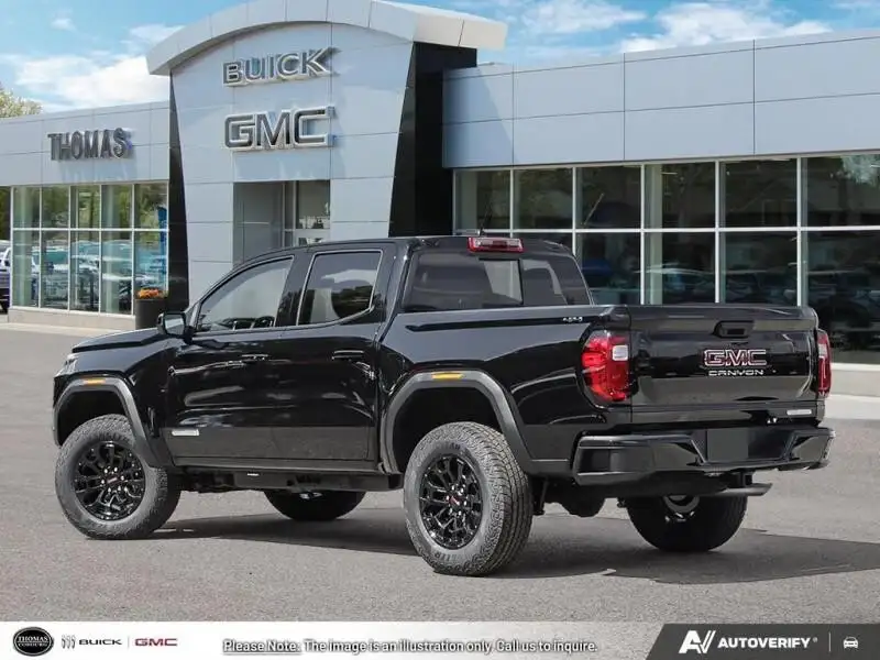 2026 GMC Canyon Elevation, černá, 8 km, dovoz Kanada — foto 4 z 12