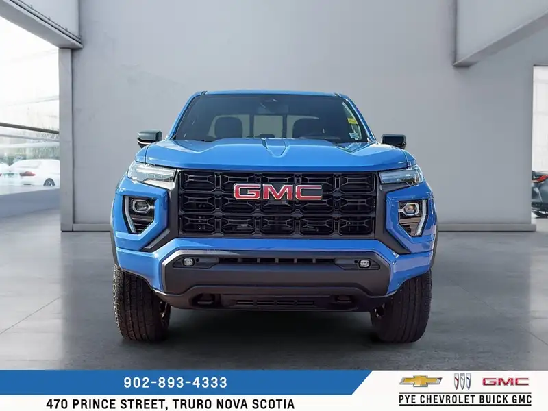 2026 GMC Canyon Elevation, modrá, 10 km, dovoz Kanada — foto 2 z 12