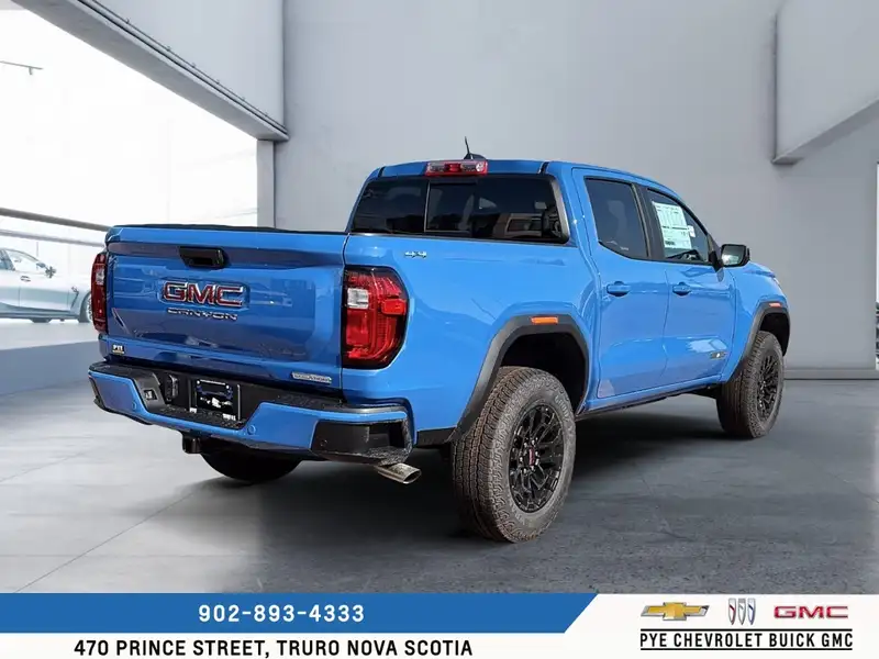 2026 GMC Canyon Elevation, modrá, 10 km, dovoz Kanada — foto 5 z 12