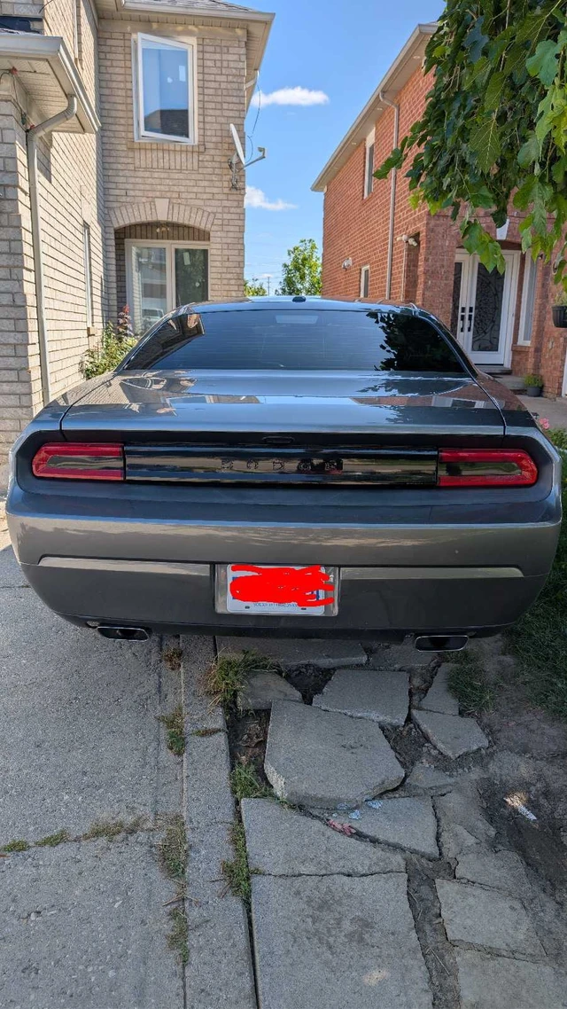 2011 Dodge Challenger Sxt, 206 013 km, dovoz Kanada — foto 5 z 5