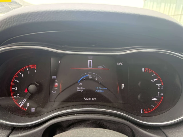 2016 Dodge Durango SXT AWD, černá, 172 079 km, dovoz Kanada — foto 14 z 20