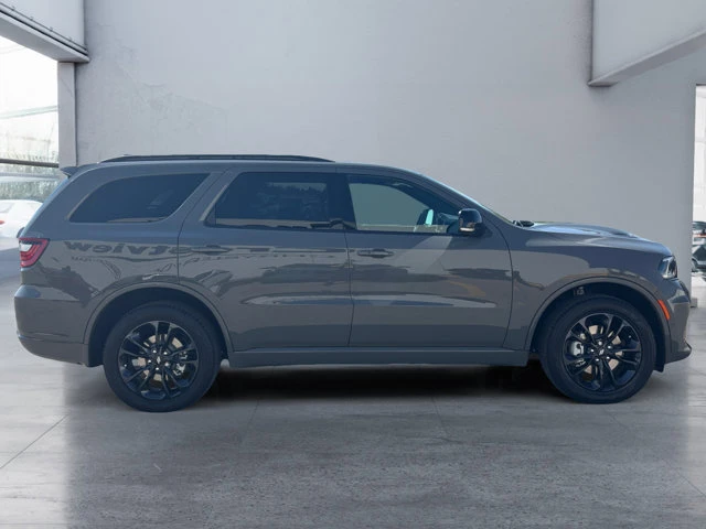 2026 Dodge Durango GT Plus, šedá, 15 km, dovoz Kanada — foto 6 z 20