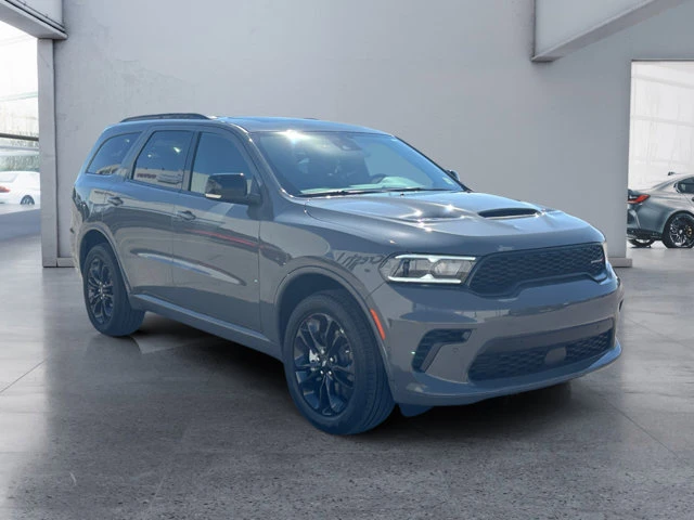2026 Dodge Durango GT Plus, šedá, 15 km, dovoz Kanada — foto 7 z 20