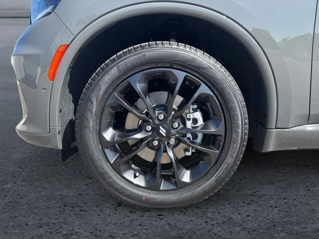 2026 Dodge Durango GT Plus, šedá, 15 km, dovoz Kanada — foto 9 z 20