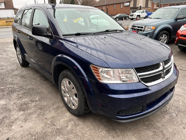 2017 Dodge Journey Canada Value Pkg, modrá, 142 000 km, dovoz Kanada — foto 3 z 5