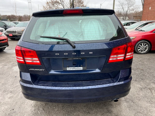 2017 Dodge Journey Canada Value Pkg, modrá, 142 000 km, dovoz Kanada — foto 5 z 5