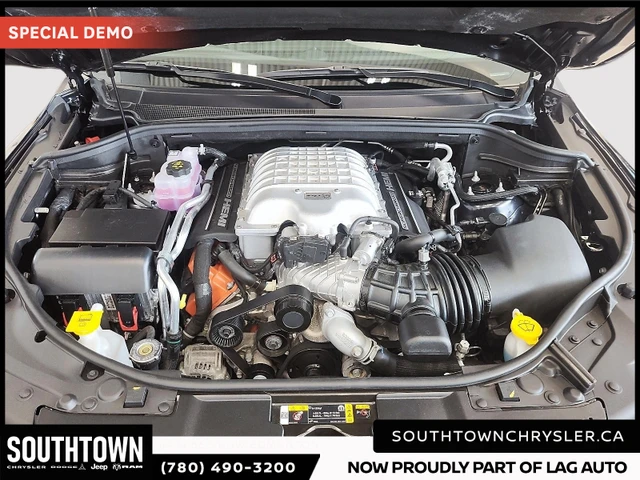 2025 Dodge Durango SRT Hellcat Hammerhead, modrá, 1 011 km, dovoz Kanada — foto 8 z 17