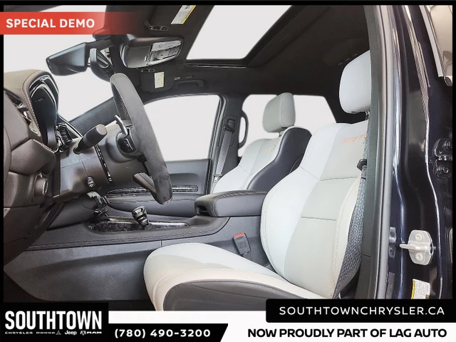 2025 Dodge Durango SRT Hellcat Hammerhead, modrá, 1 011 km, dovoz Kanada — foto 9 z 17