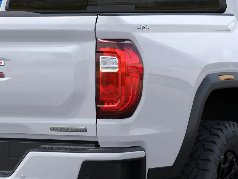 2026 GMC Canyon Elevation, bílá, 10 km, dovoz Kanada — foto 11 z 12
