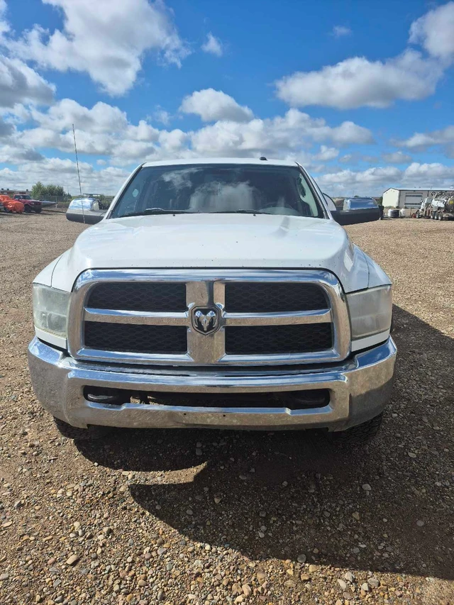 2013 Dodge Ram2500, 317 000 km, dovoz Kanada — foto 2 z 5