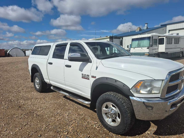 2013 Dodge Ram2500, 317 000 km, dovoz Kanada — foto 3 z 5