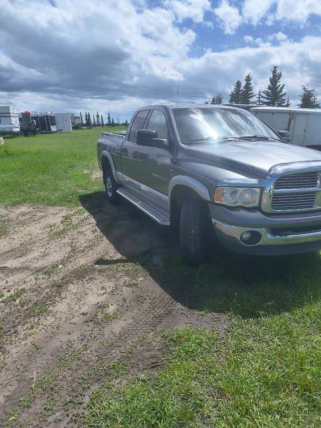 2005 Dodge Ram2500, 270 000 km, dovoz Kanada — foto 2 z 5