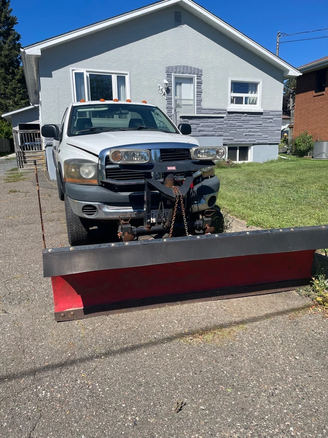 2009 Dodge Ram2500, 122 000 km, dovoz Kanada — foto 2 z 3