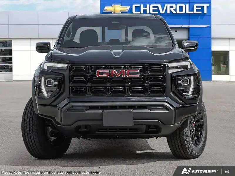 2026 GMC Canyon Elevation, černá, 4 km, dovoz Kanada — foto 2 z 12