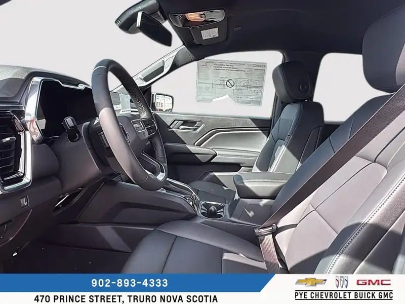 2026 GMC Canyon Elevation, bílá, 3 km, dovoz Kanada — foto 12 z 12
