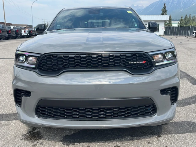 2026 Dodge Durango GT, šedá, 20 km, dovoz Kanada — foto 2 z 5