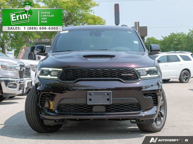 2026 Dodge Durango GT Plus, červená, dovoz Kanada — foto 2 z 5